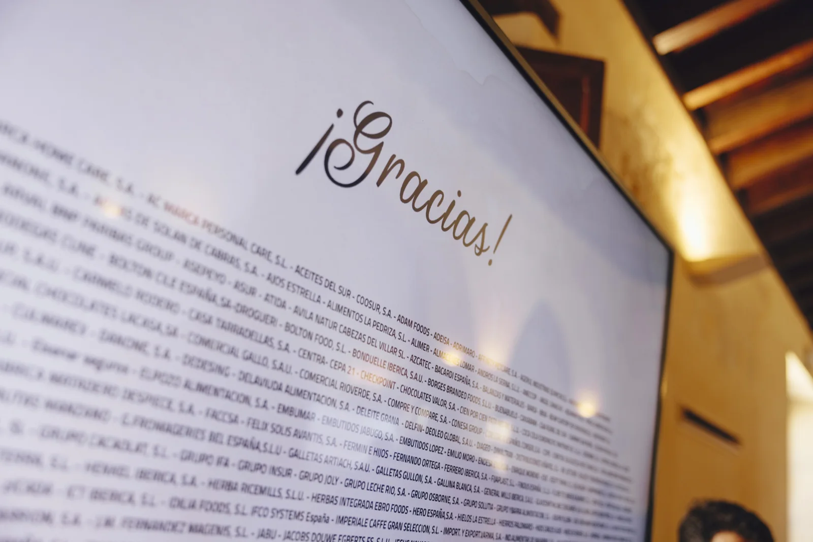 Identidad y diseño gráfico para evento · 6